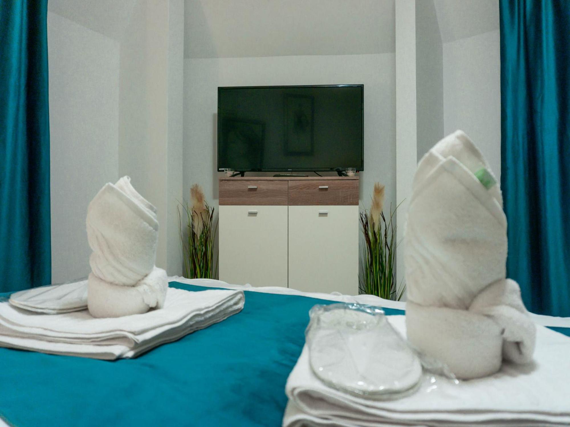 Comfortable Apartment University Square Bukarest Exterior foto